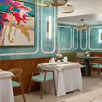 Mirari Boutique Готель