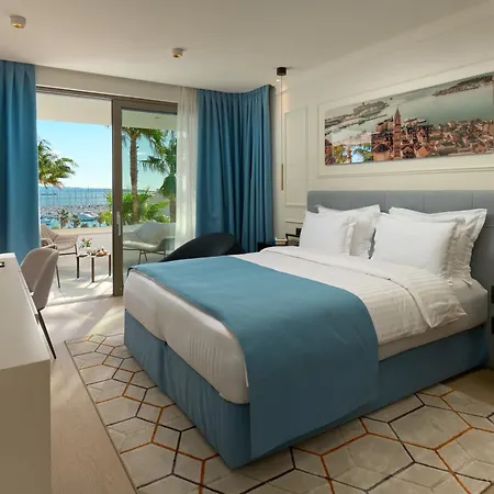 Mirari Boutique 4*
