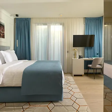 Hotell Mirari Boutique 4*