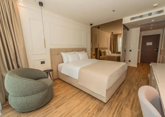 Mirari Boutique 4* Split