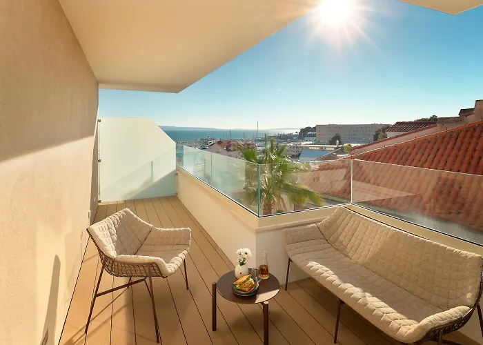 Mirari Boutique Hotel 4*